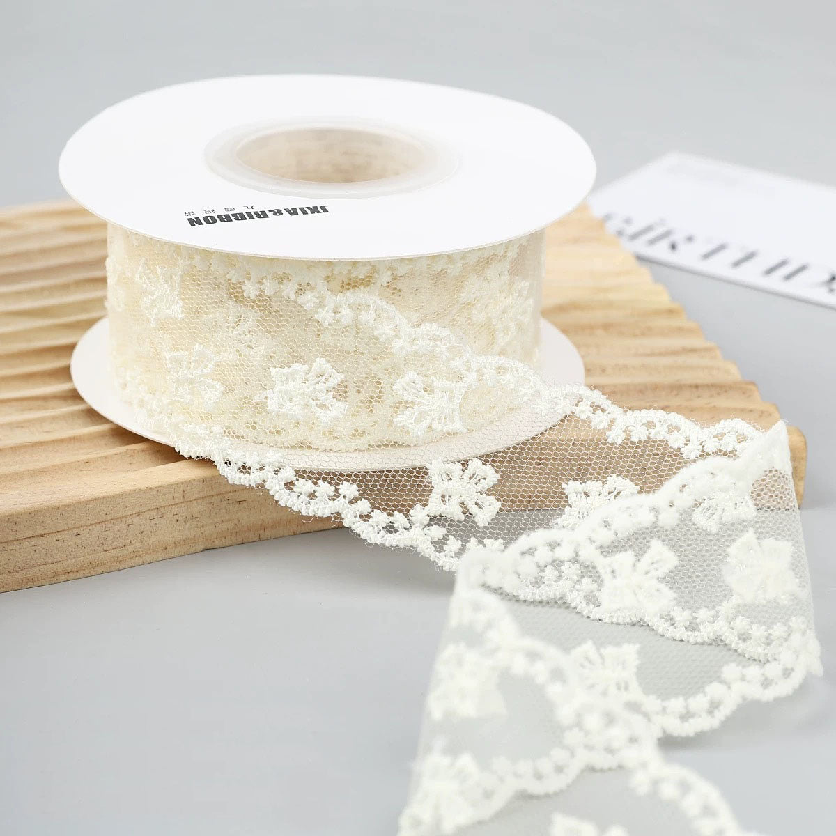 Bow Lace Ribbon – 3.8 cm x 5 yd x 6 rolls